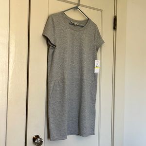 *NWT W’s Karen Neuburger Tunic in Grey size M